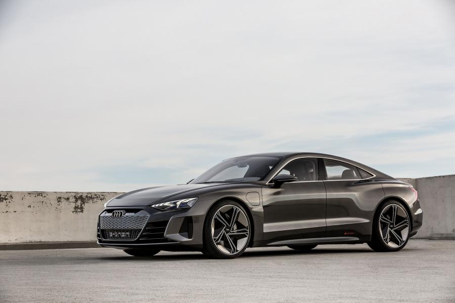  Audi e-tron GT Concept 2018 года  (фото 59 из 69)